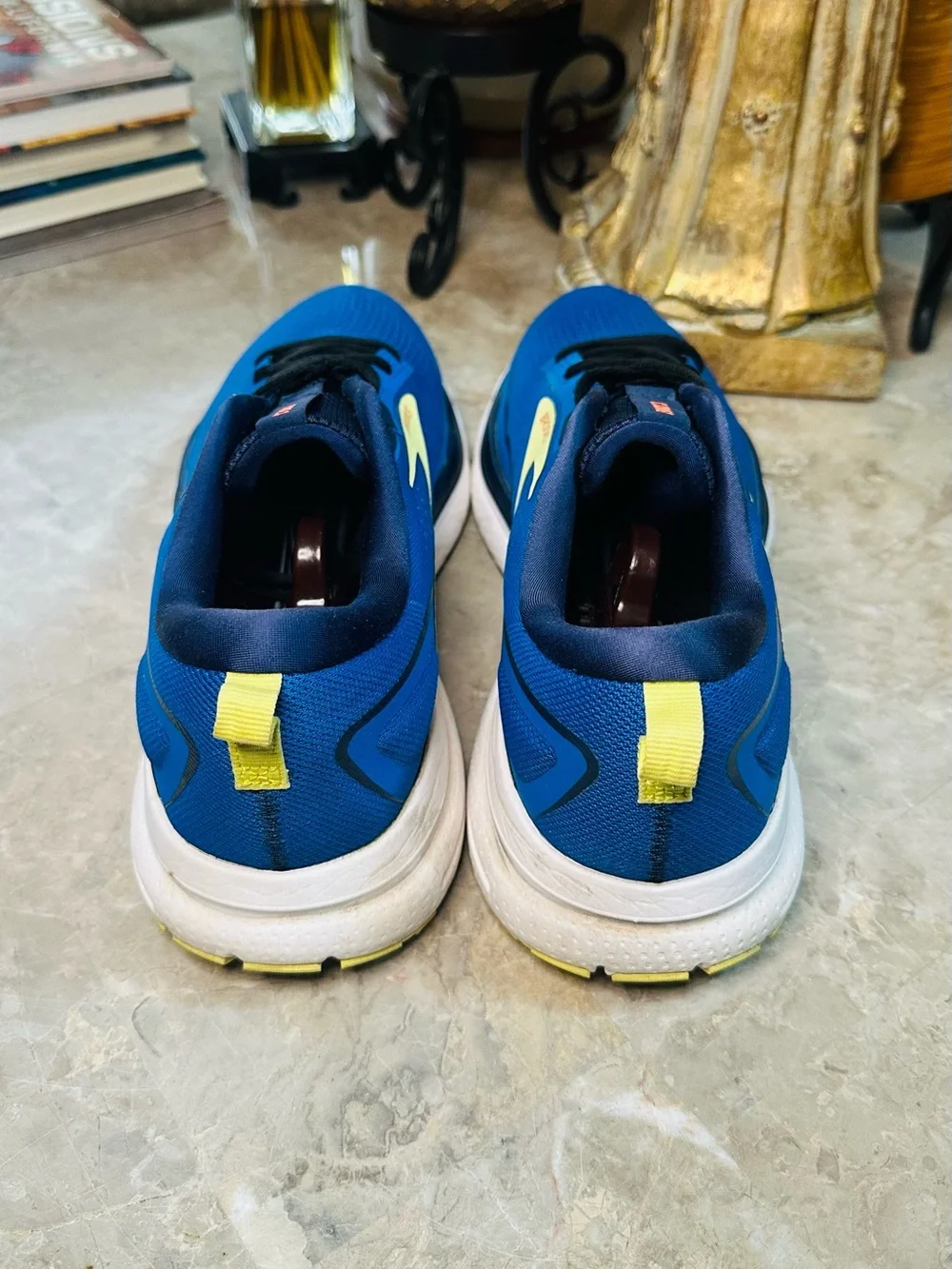 Men’s Brooks Trace 3 Royal Blue Yellow White Shoes 1104121D476 Size 12US